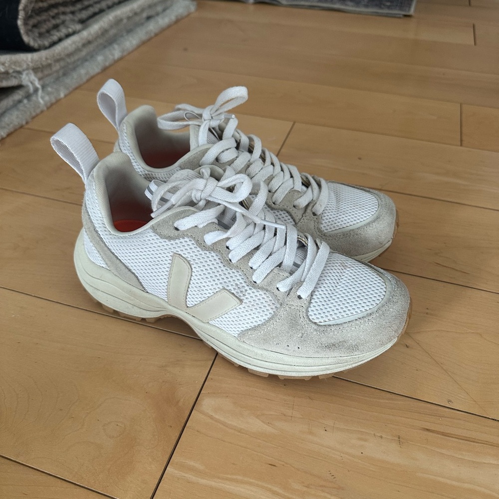 Veja White and Cream Sneakers